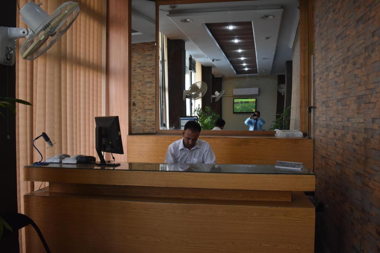 Hotel Avanti Rawalpindi Luaran gambar